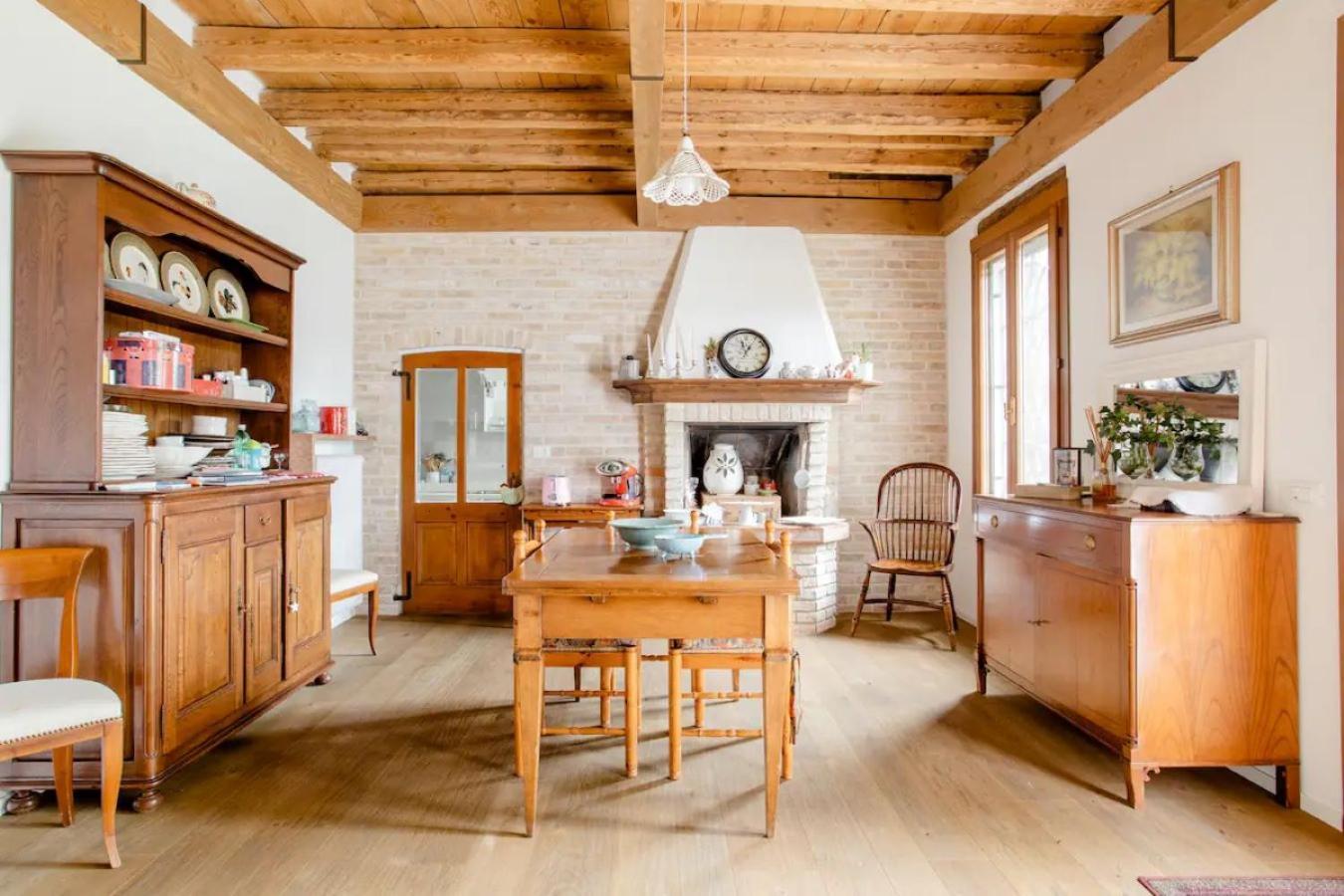 Bed & Breakfast Ernestine Family *