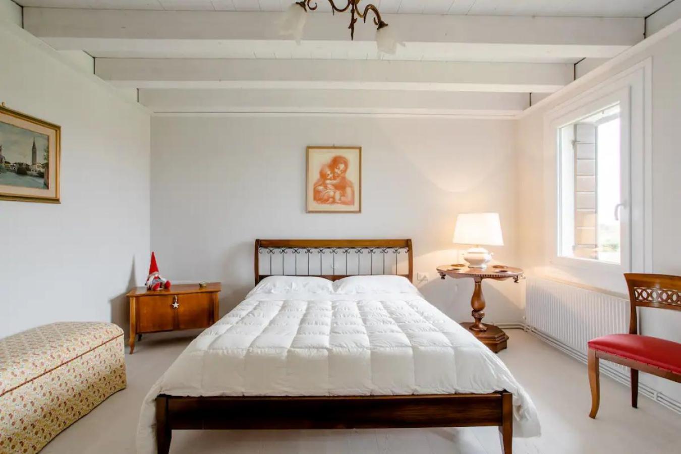 Bed & Breakfast Ernestine Family *